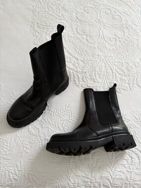 Bullboxer Lora Chelsea Boots black leather 39, 8 - 8.5